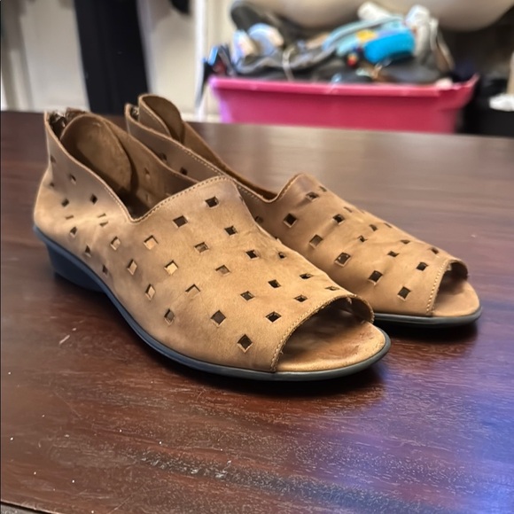 Sesto Meucci tan leather women’s Evonne sandals size 9 - Picture 1 of 8